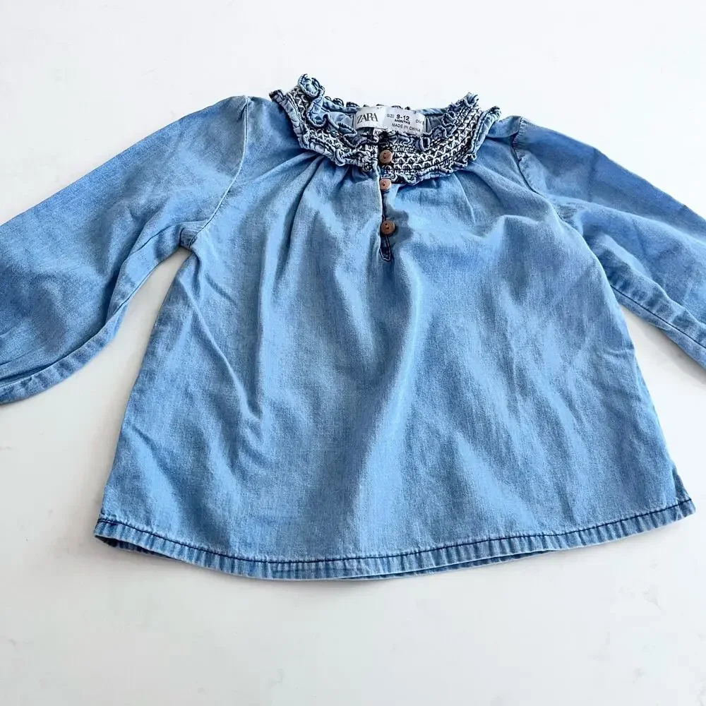Zara girls blue denim chambray smocked top blouse size 9-12 months